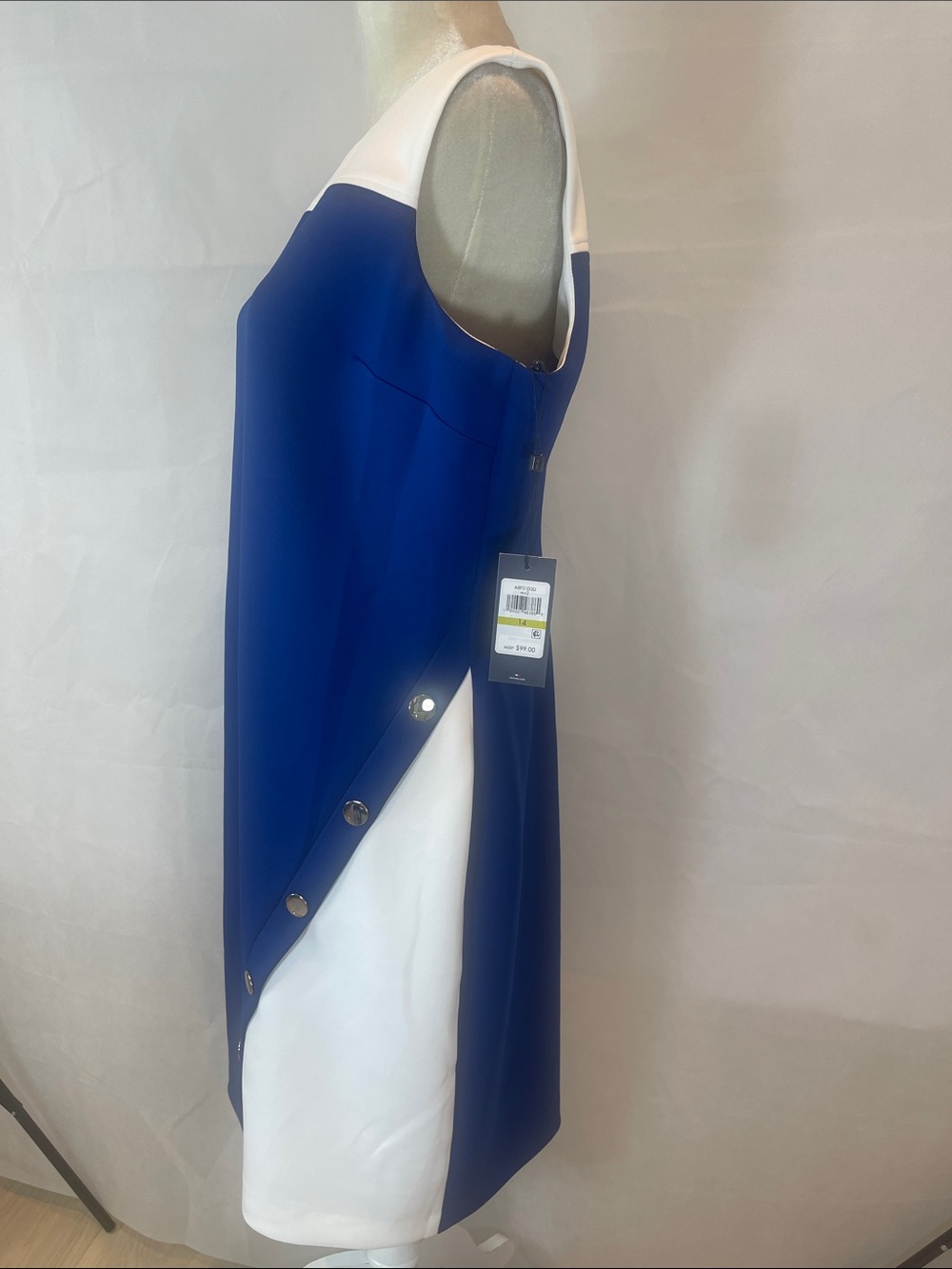 Tommy Hilfiger Blue and White Sleeveless Sheath Dress with Side Button Detail - Picture 3 of 10